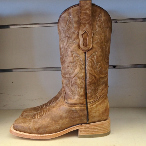 New Women's Corral A4143 - Picture 5 of 8